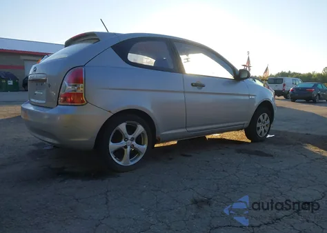 2008 Hyundai Accent Gs from USA, damaged, VIN KMHCM36CX8U084025